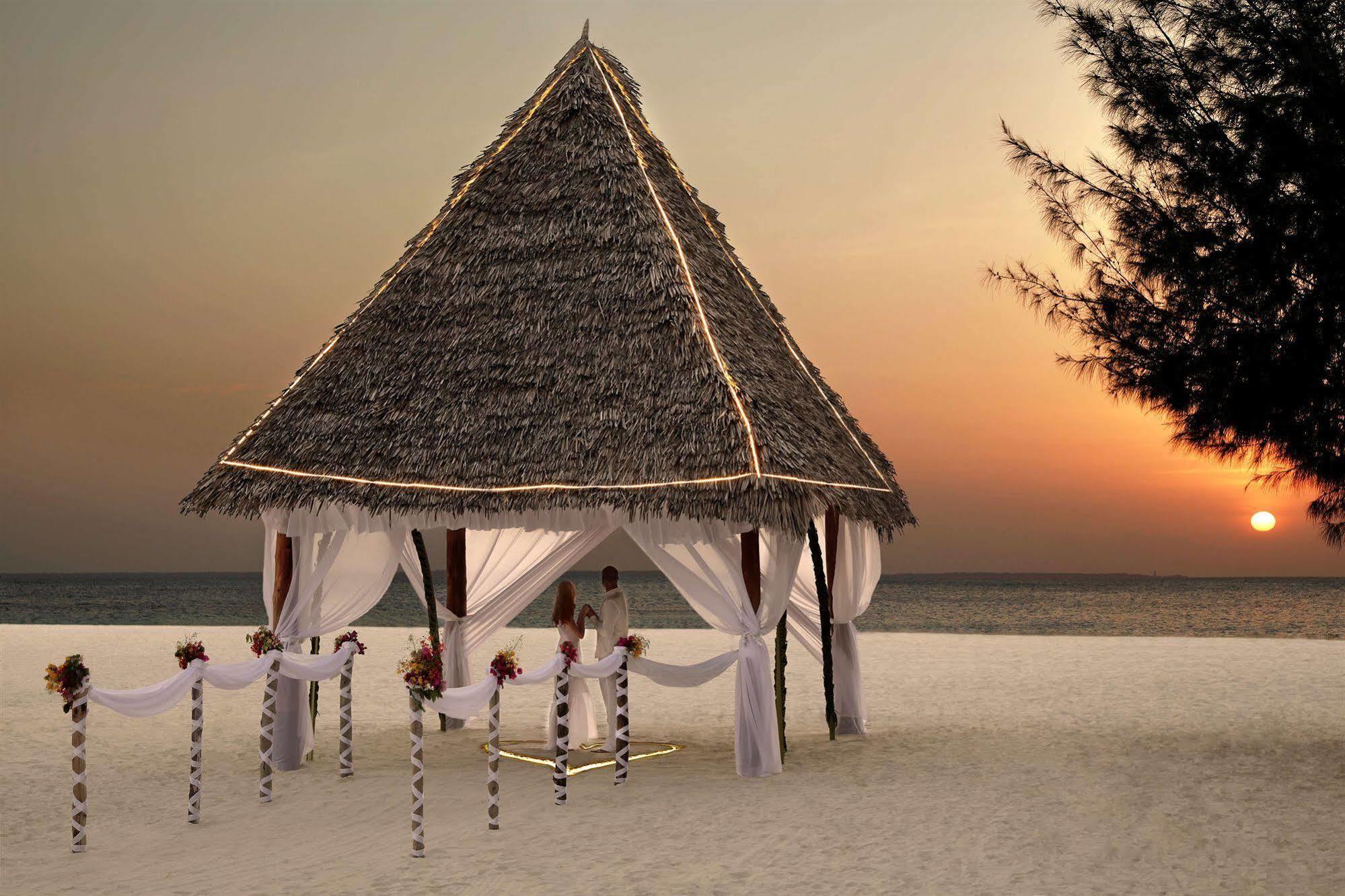 Gold Zanzibar Beach House & Spa Kendwa Exteriér fotografie